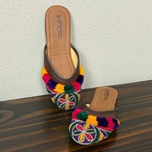 Size 39 Approx US Women’s 8.5 Indian Bohemian Boho Style Colorful Slip On Shoes